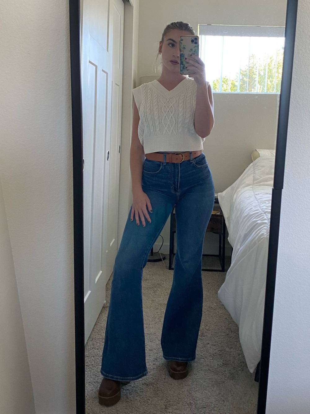 Abercrombie & Fitch Dark Blue Wide-Leg Jeans - Picture 2 of 3
